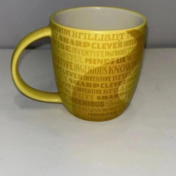 Wizard of Oz Scarecrow Brainy‎ Hallmark yellow Mug - Picture 3 of 4